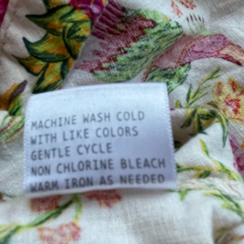 Tropical Floral Top, Flutter Sleeves, Linen Rayon blend - Picture 8 of 9
